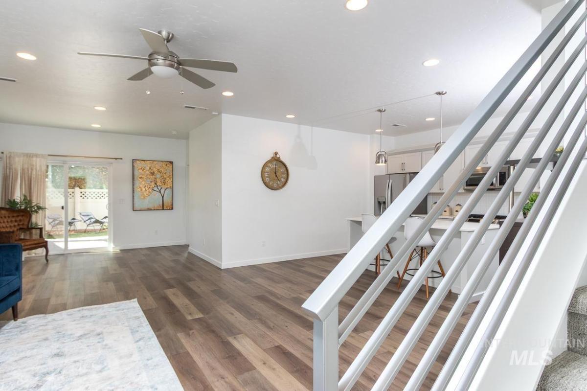 MLS #98991506 image #0