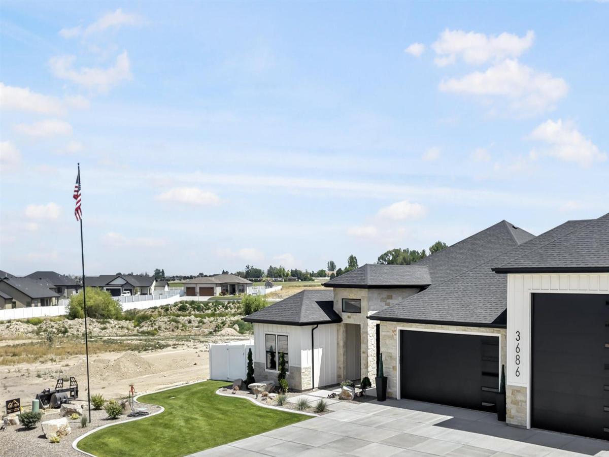 MLS #98991785 image #0
