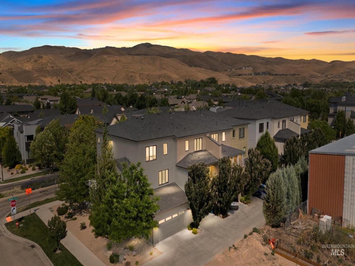 MLS #98991831 image #0