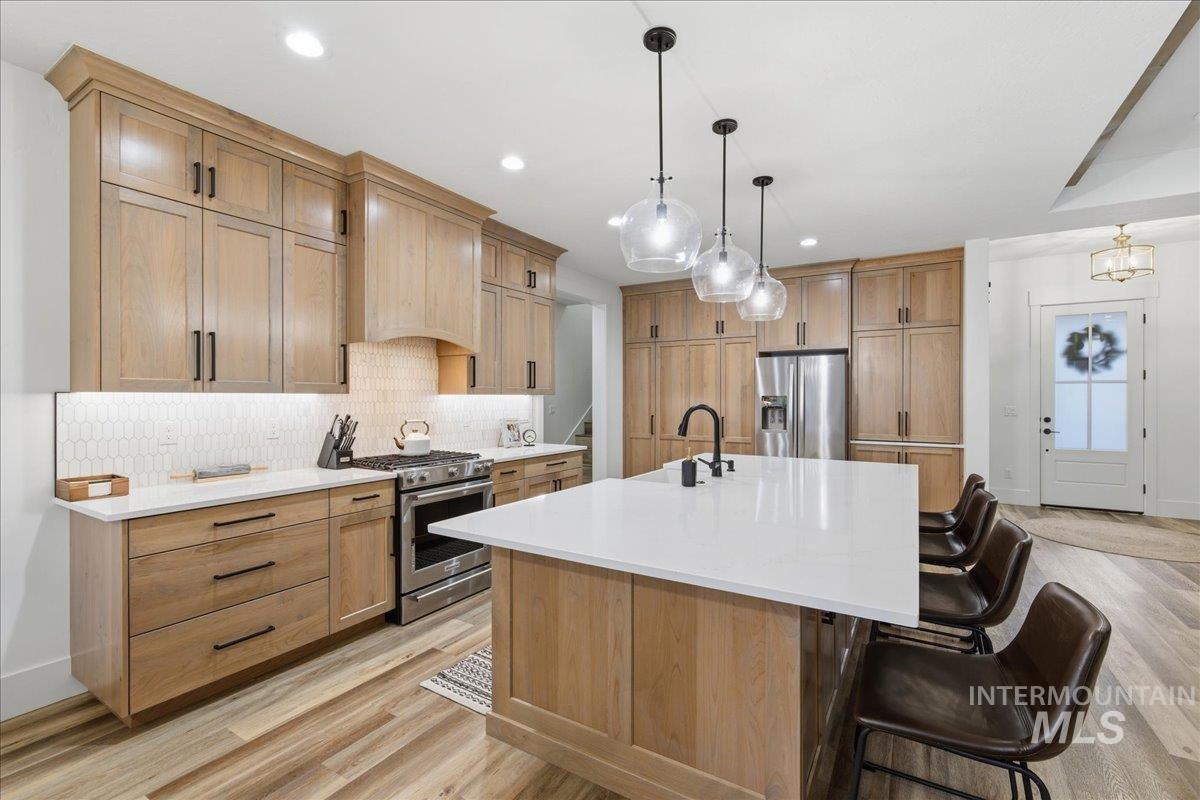 MLS #98992115 image #0
