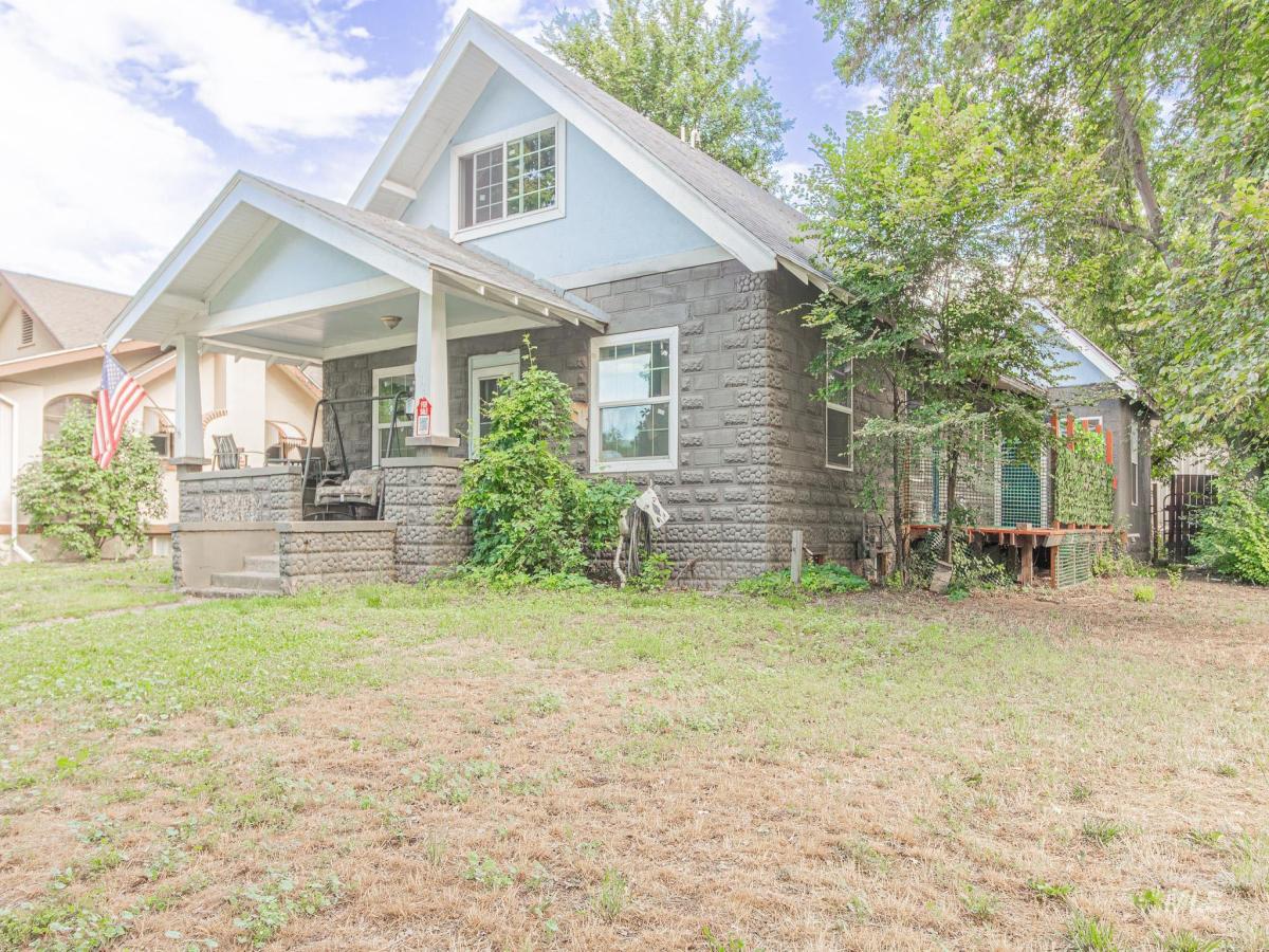 MLS #98992816 image #0