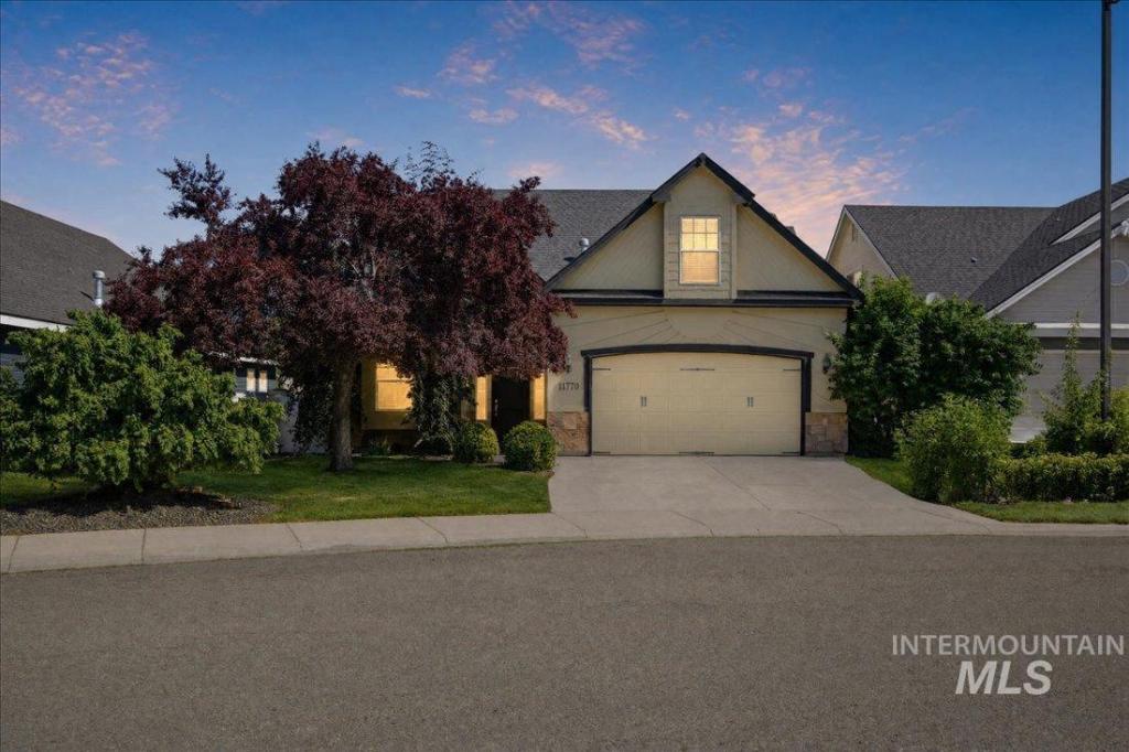 MLS #98993192 image #0