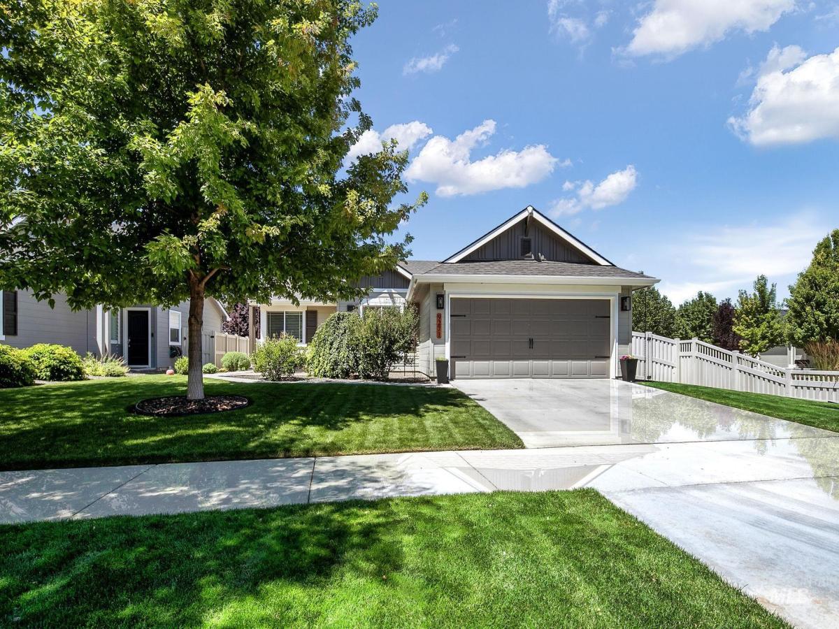 MLS #98993640 image #0