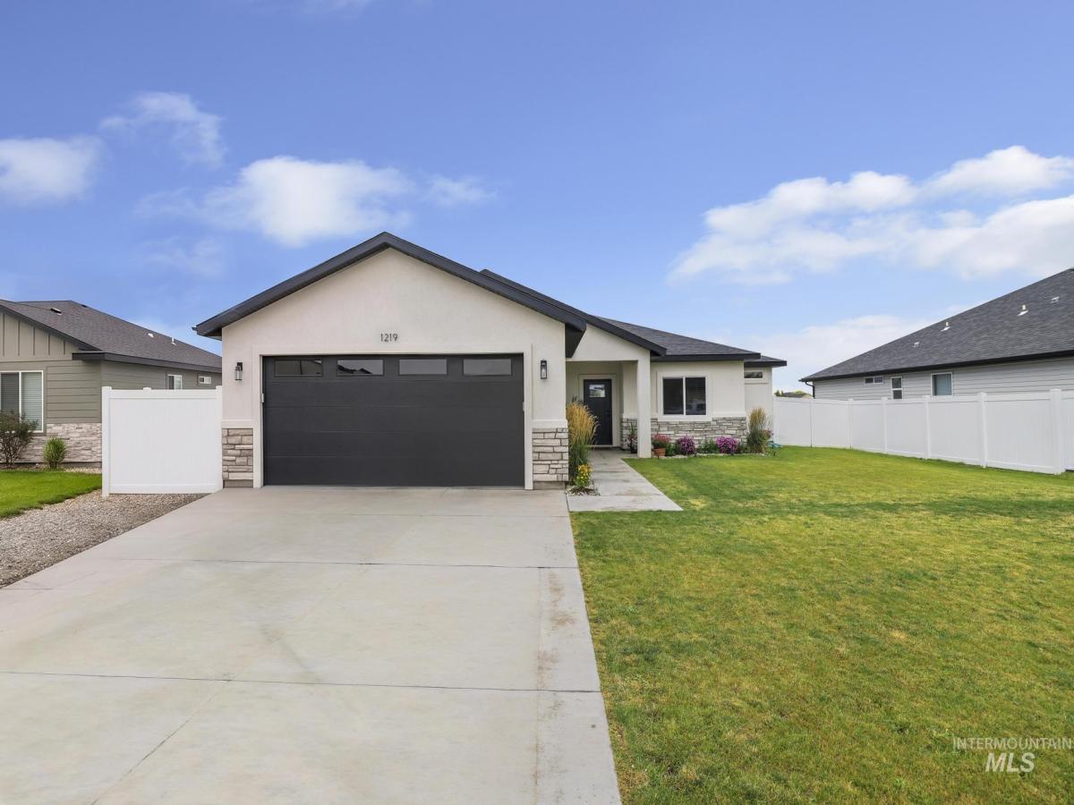 MLS #98994100 image #0