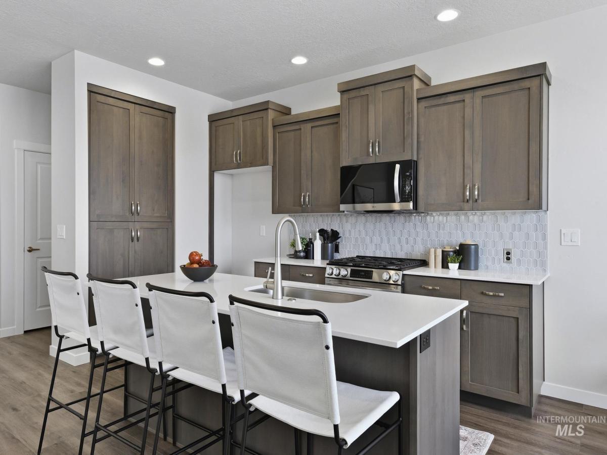MLS #98994342 image #0