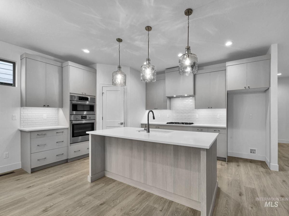 MLS #98994856 image #0