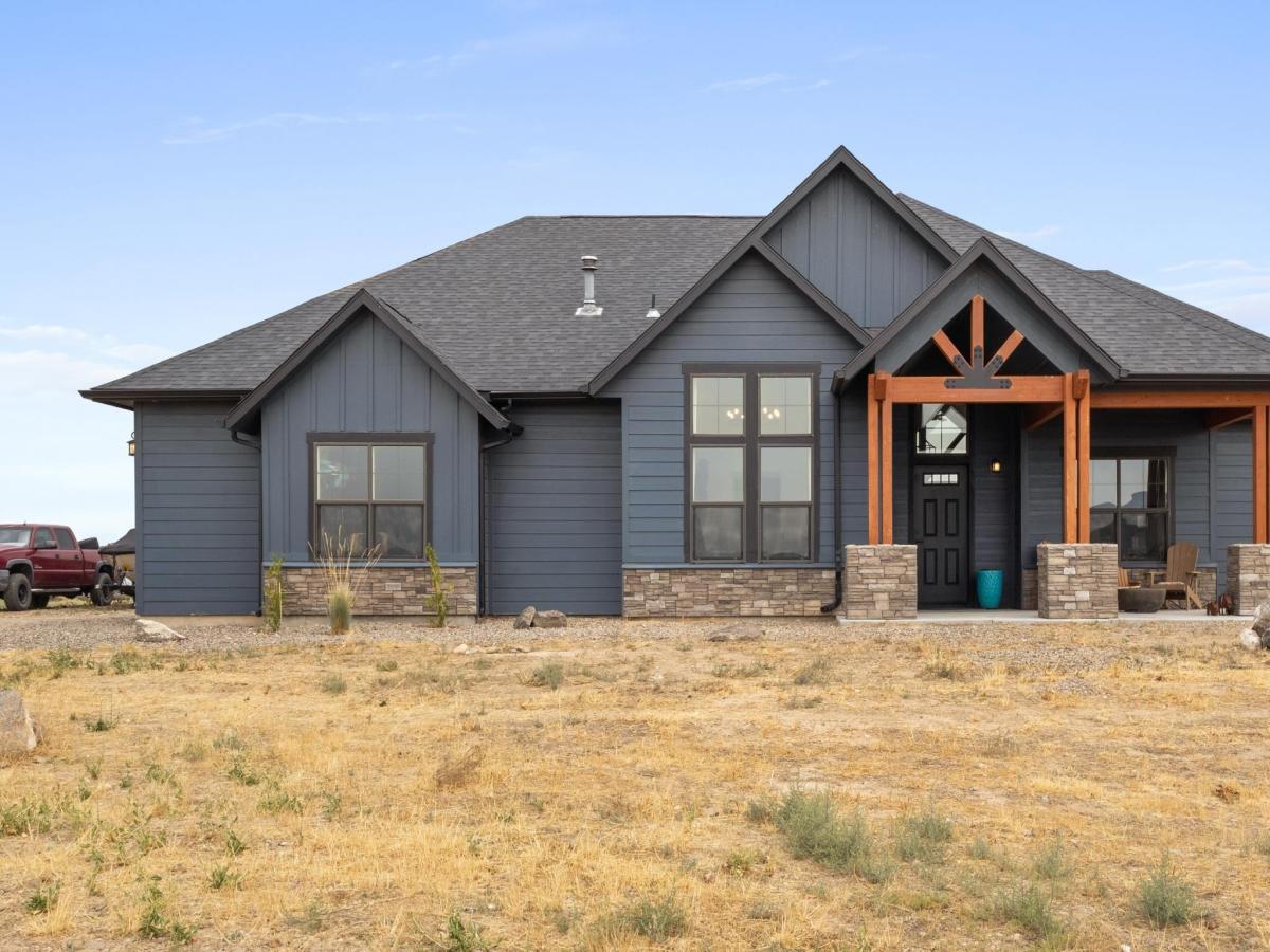 MLS #98995030 image #0