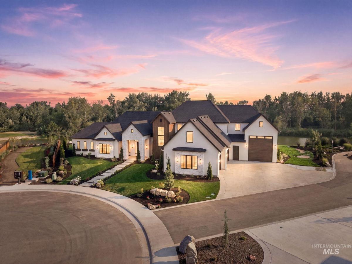 MLS #98995104 image #0