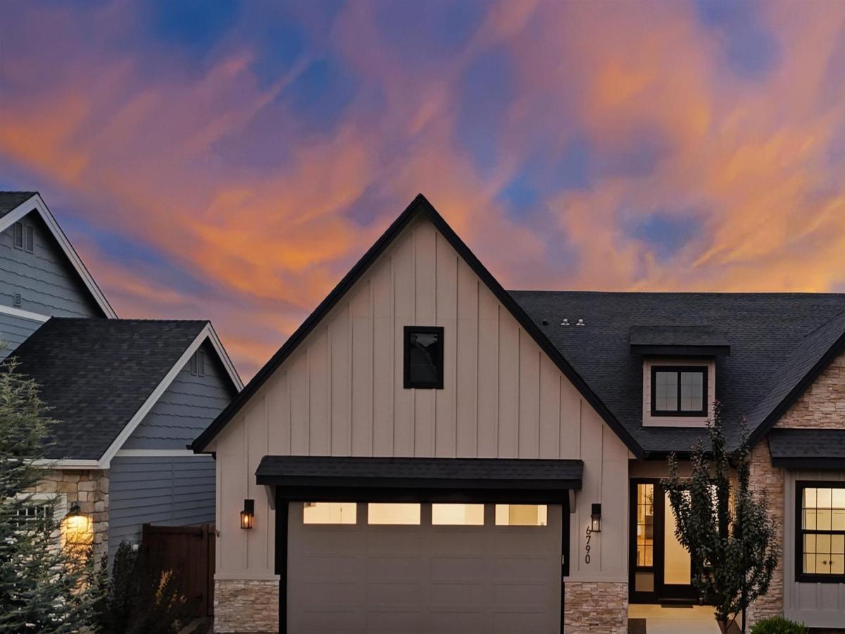 MLS #98995672 image #0