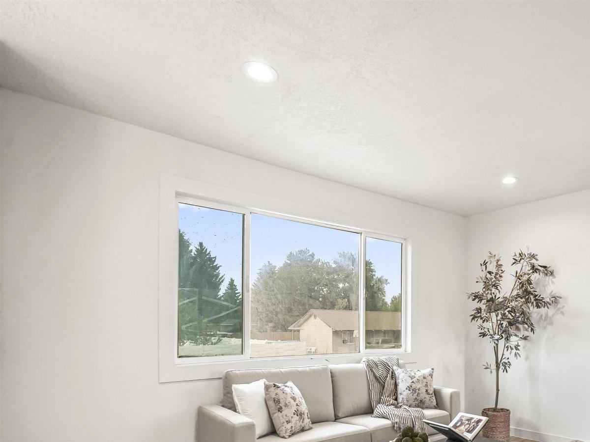 MLS #98995822 image #0