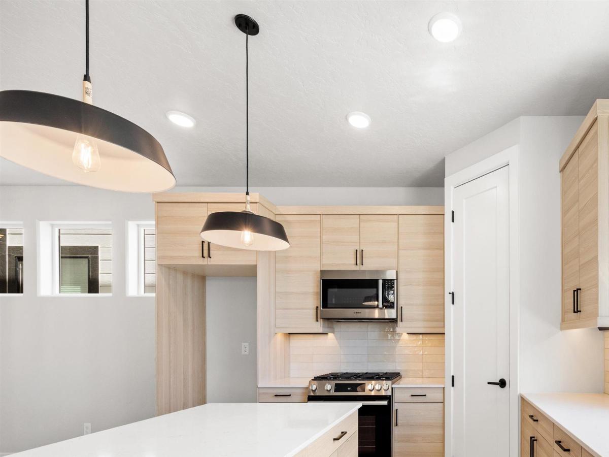 MLS #98996248 image #0