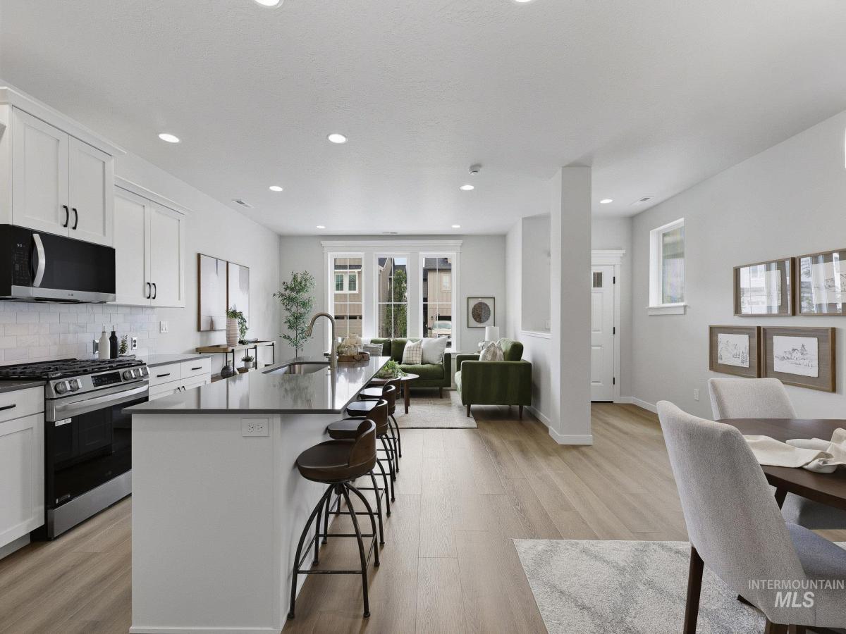 MLS #98996346 image #0