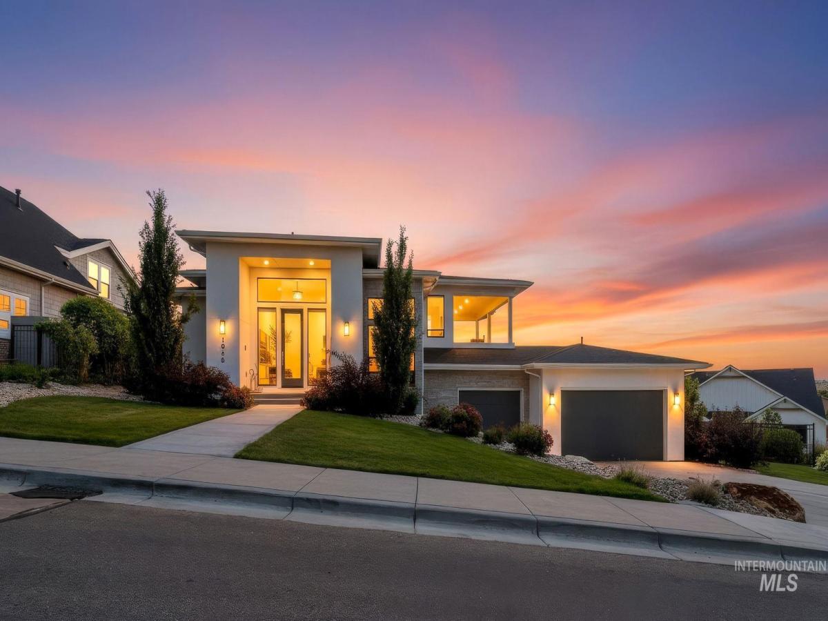 MLS #98996705 image #0