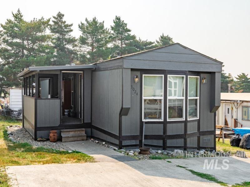 MLS #98996838 image #0
