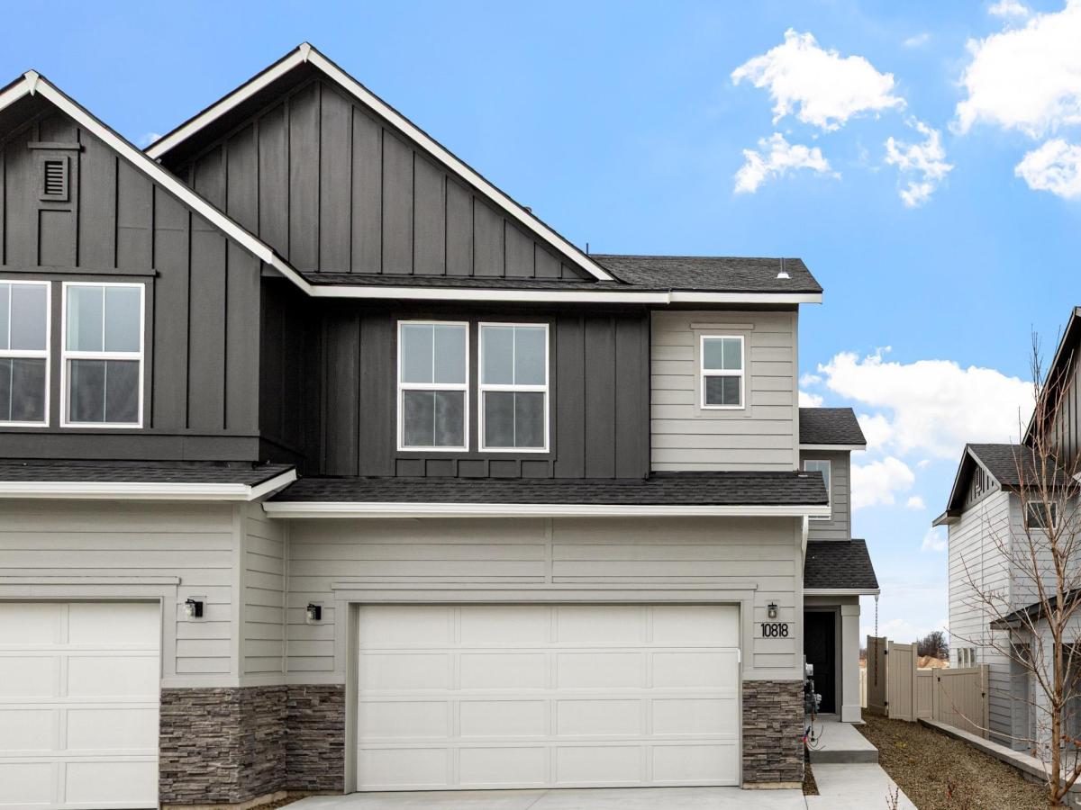 MLS #98997016 image #0