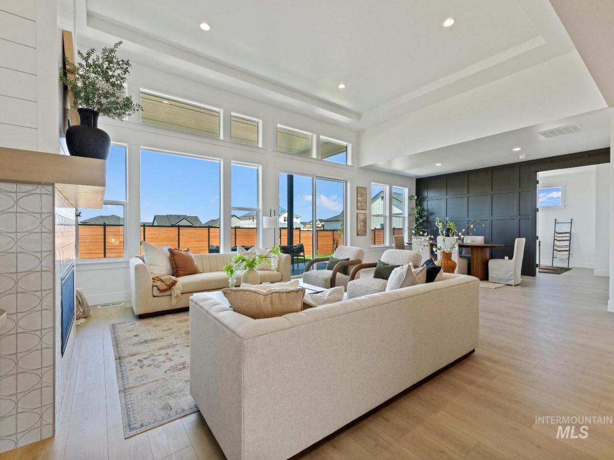 MLS #98997841 image #0
