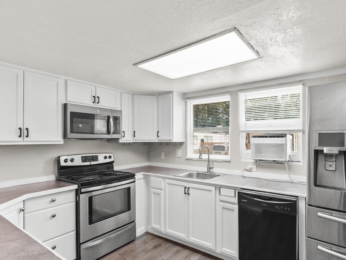 MLS #98998141 image #0