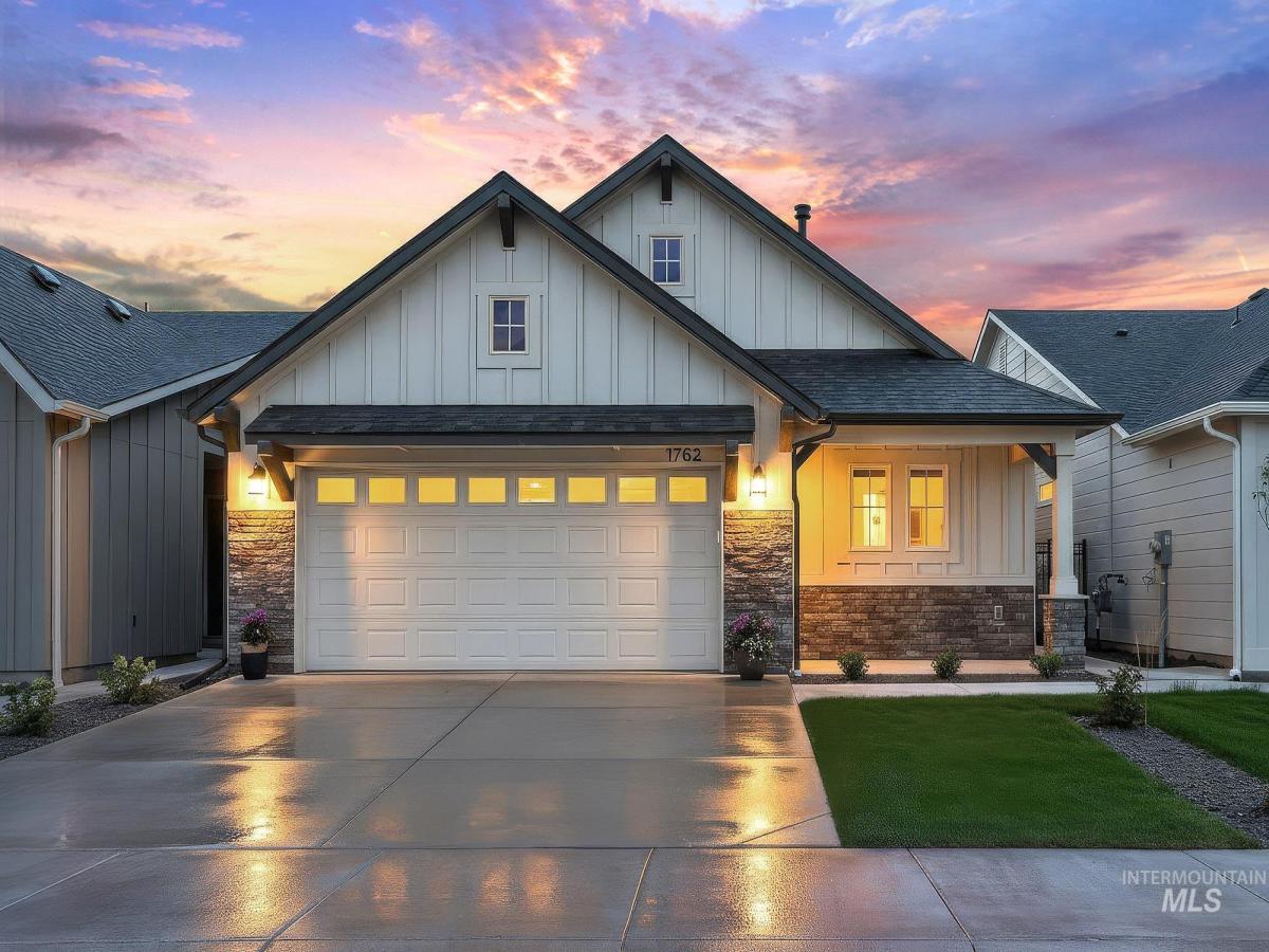 MLS #98998363 image #0