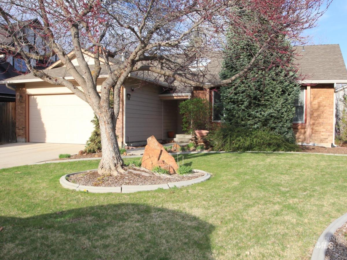 MLS #98998723 image #0