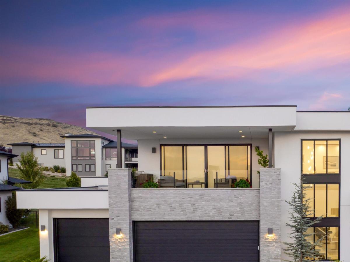 MLS #98998954 image #0