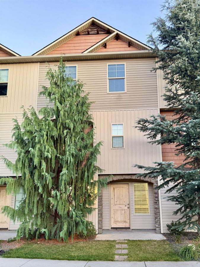 MLS #99003162 image #0